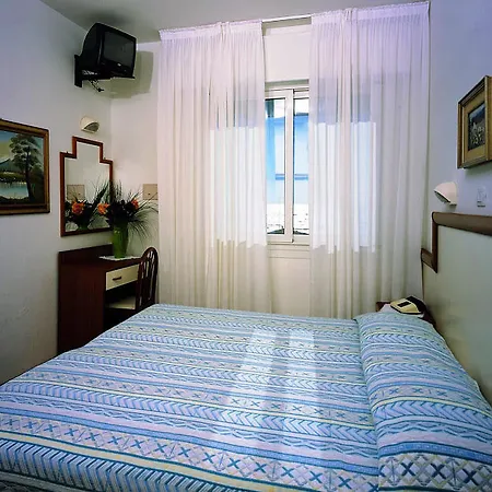 Hotel Bolivar 3*