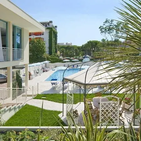 Bolivar Hotel 3*